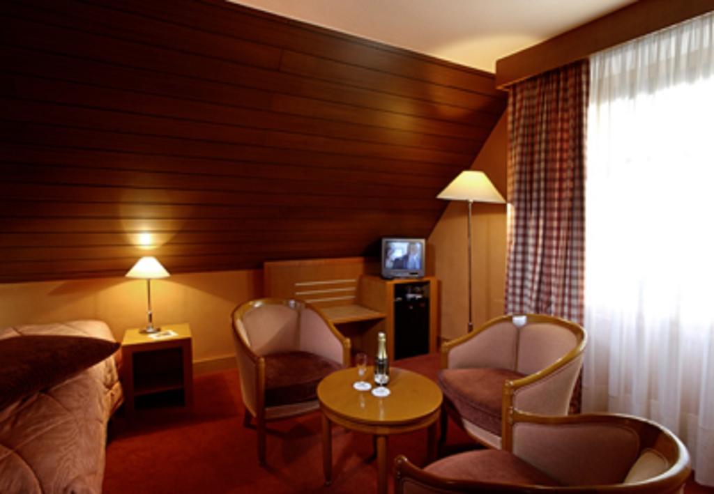 Aux Chants Des Oiseaux Hotel Ottrott